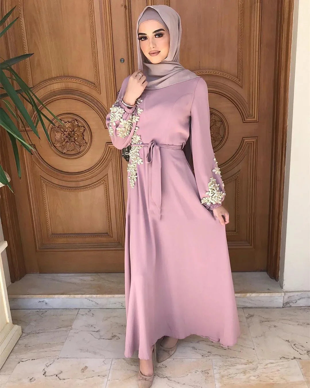 Abaya Embroidered Muslim Long Dress Women Pearls Kaftan Abayas Robe