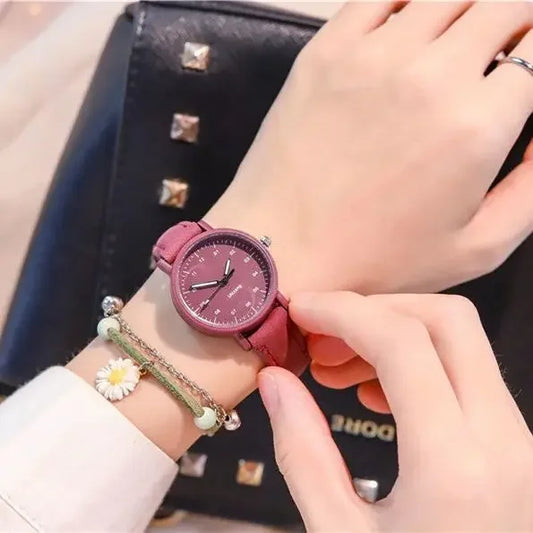 Women's Watches PU Leather Strap Women Quartz Wristwatches Waterproof Round Dial Retro Bracelet Watch Ladies Girls Watch Relogio